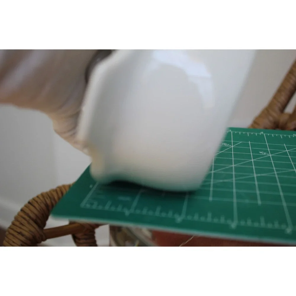Mikasa Accent White K1000 Fine China Mini Casserole Dish with Lid Japan‎ 5.5in